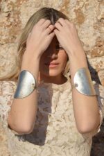 gold leather bracelet woman