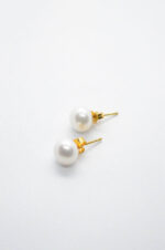 freshwater pearl white earrings gold