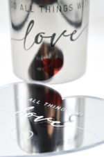 "Do all things with Love" ασημί κούπα - Image 4