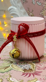 Pink handmade scented candle with bell and velvet ribbon - Image 2
