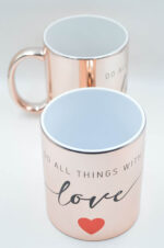 "Do all things with Love" ροζ χρυσή κούπα - Image 2