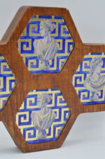 Decorative brown wooden hive with Ancient Greek women with plexiglass and gold leaf - Image 3