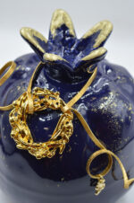 Royal blue κεραμικό ρόδι με χρυσό στεφάνι (μεσαίο μέγεθος) - Image 5