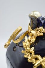 Royal blue ceramic pomegranate with gold wreath - Image 2