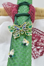 Beeswax easter candle with green butterfly zircon necklace and Swarovski - Image 6