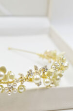 Victoria Handmade headpiece with flowers by Nektaria - Image 3