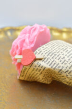 Handmade scented soy candle peony in a bouquet - Image 3