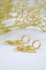 Gold plated angel shaped earrings with zircons - Image 3