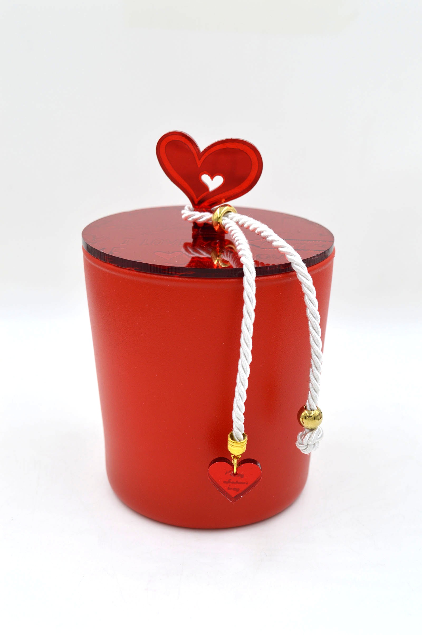 keri-kokkino-valentines-kardia Candle in a red jar with a plexiglass heart lid Love - Image 1