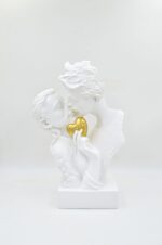 Decorative piece couple kiss - Image 4
