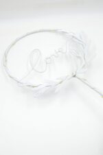 White decoration piece "LOVE" with LED lights - Image 2