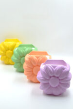 LASKARO Handmade decorative daisy jar with scented soy candle - Image 10
