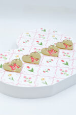 Wooden decorative piece heart with plexiglass and flowers for your Mother - Image 5