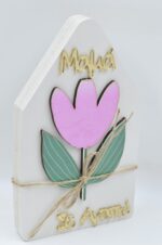 Wooden table decoration with tulip Mom I love you